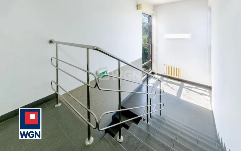 Obiekt usługowy na  sprzedaż Włocławek - Budynek usługowo-mieszkalny